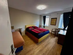 Himmelsscheibe second bedroom with double and single bed