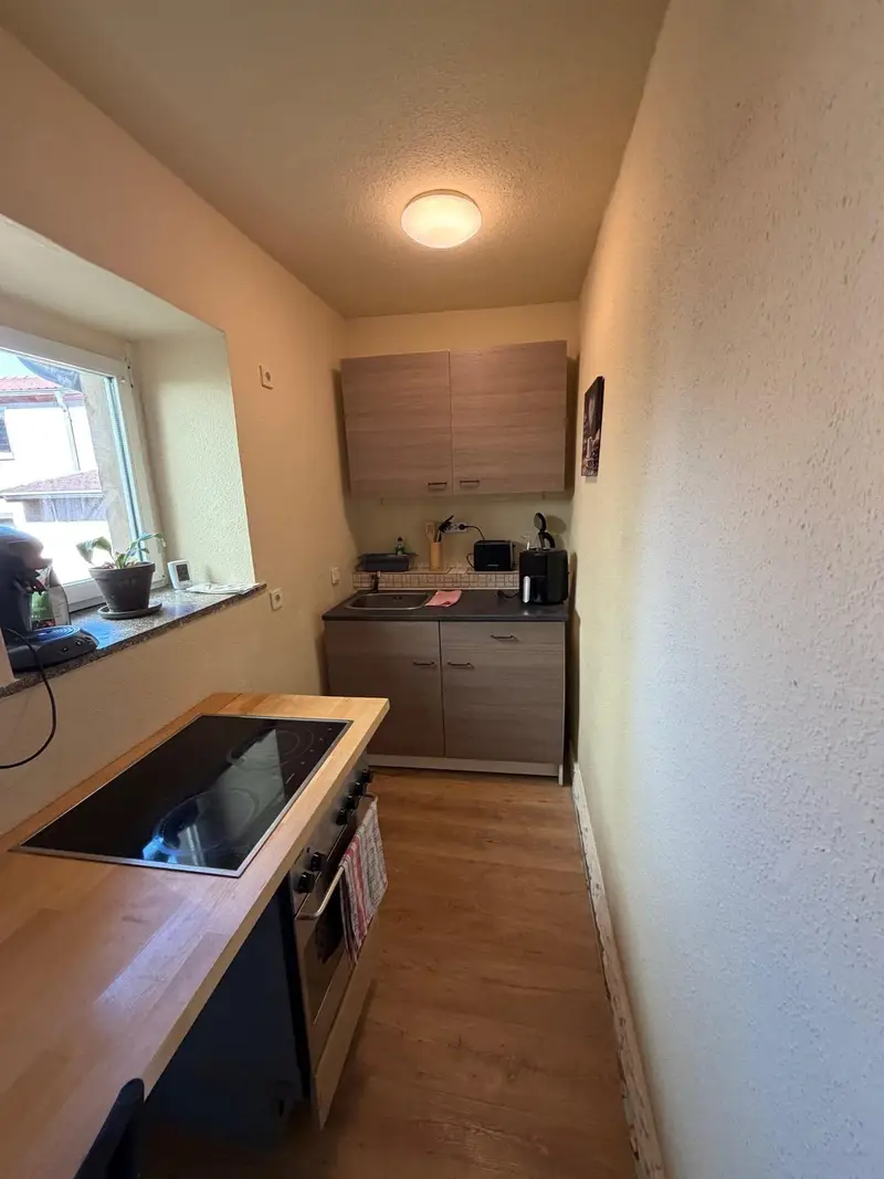 Himmelswege kitchen with stove and cabinets